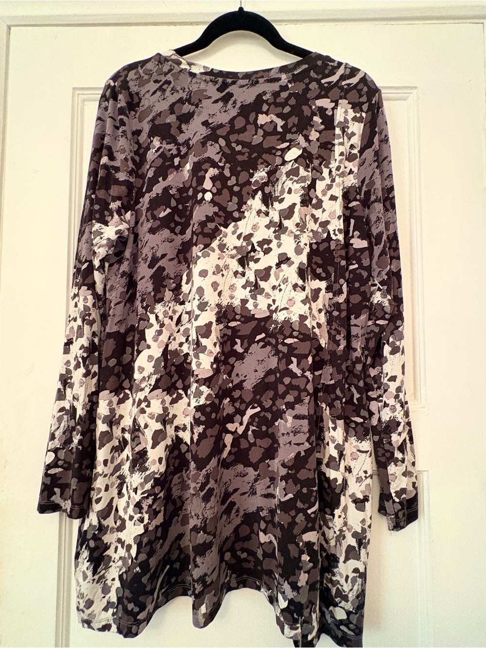 🐆 LOGO by Lori Goldstein Abstract Animal Print Tunic Size Large 🐆 - Picture 2 of 5